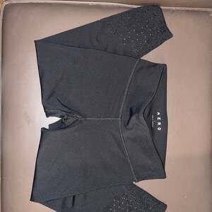 Aeropostale Black High-Waisted Perforated Floral Laser-Cut Leggings